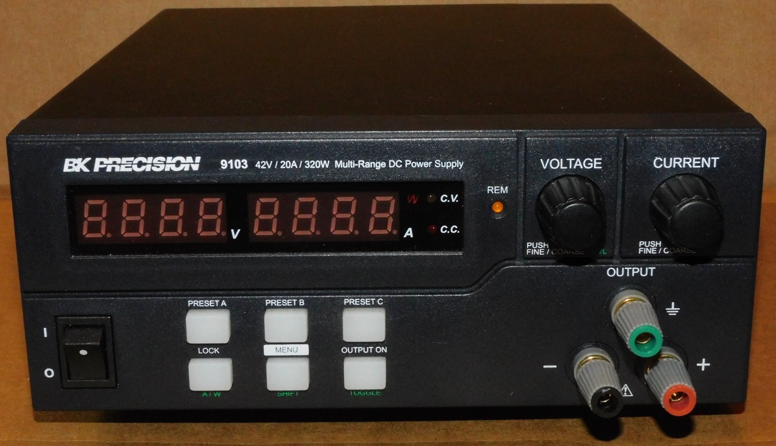 B&K 9103 42V / 20A / 320W Multi Range Range DC Power Supply