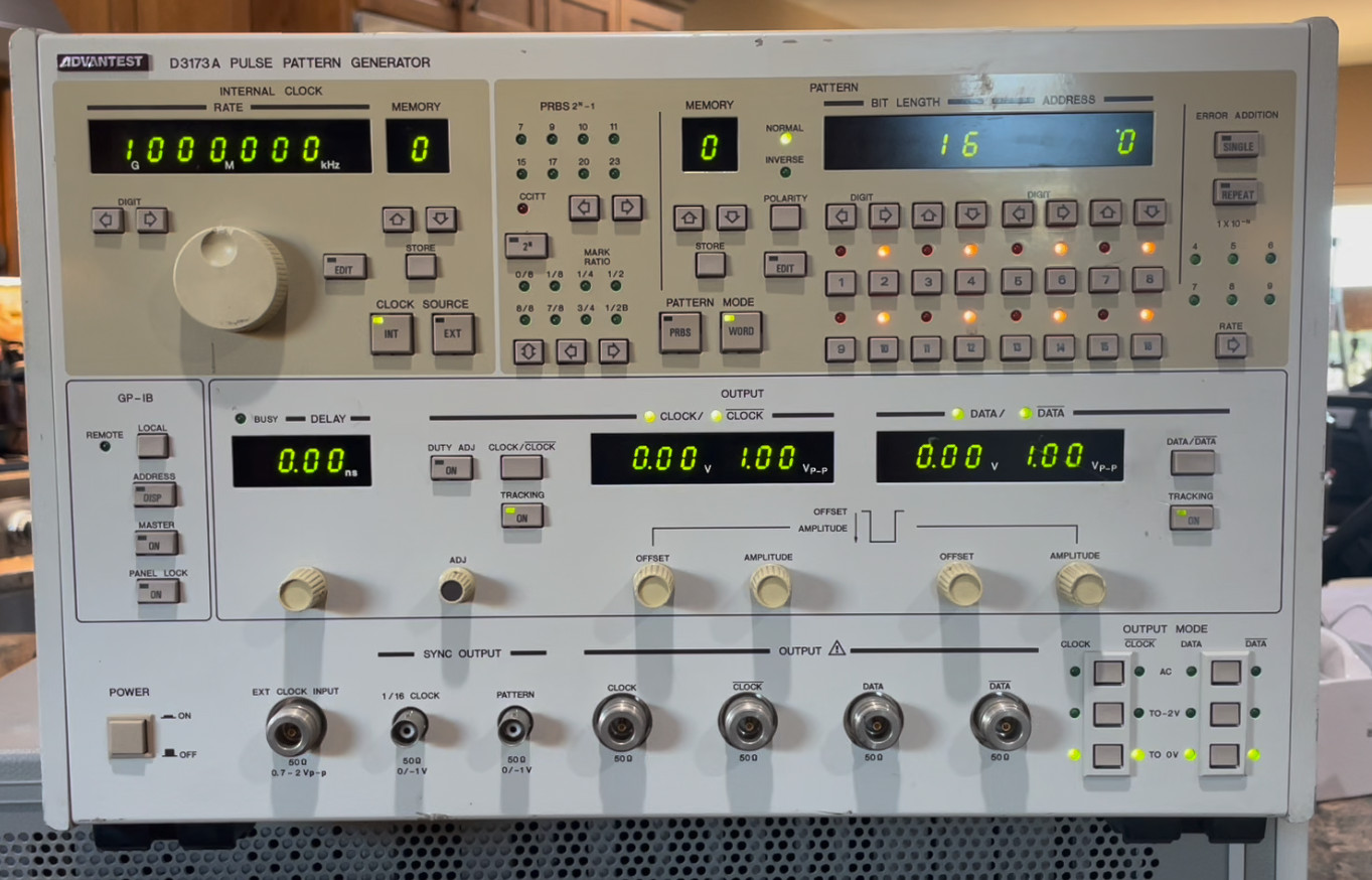 Advantest D3186 Pulse Pattern Generator 12 Gb/s