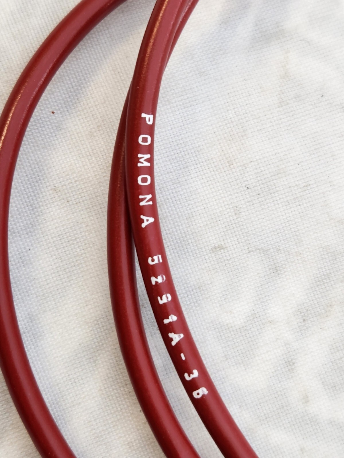 Pomona 5291A-36-2 MICROVOLT Banana Plug Patch Cord, Red, 36 In. USED, PRISTINE !