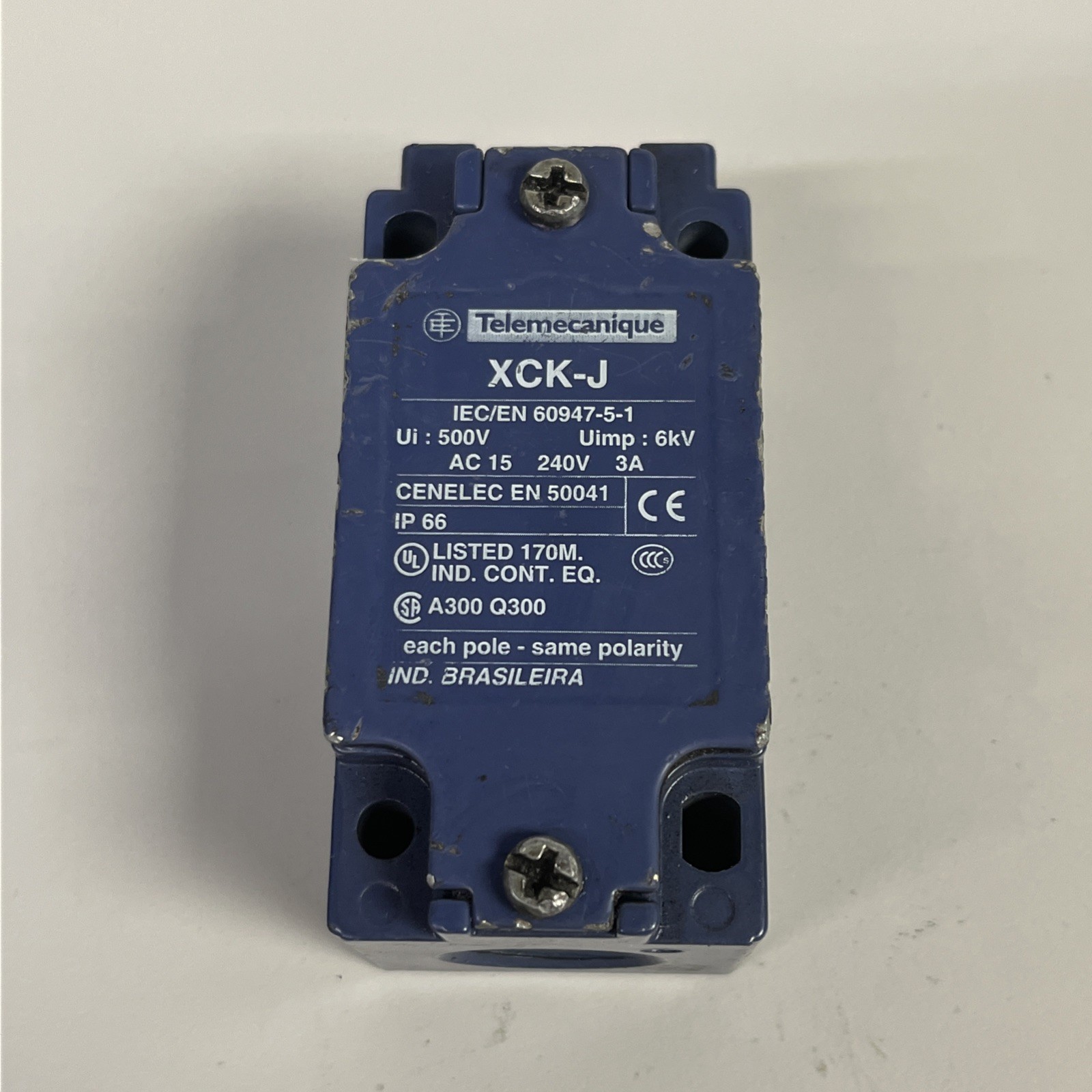 Telemecanique XCK-J Limit Switch