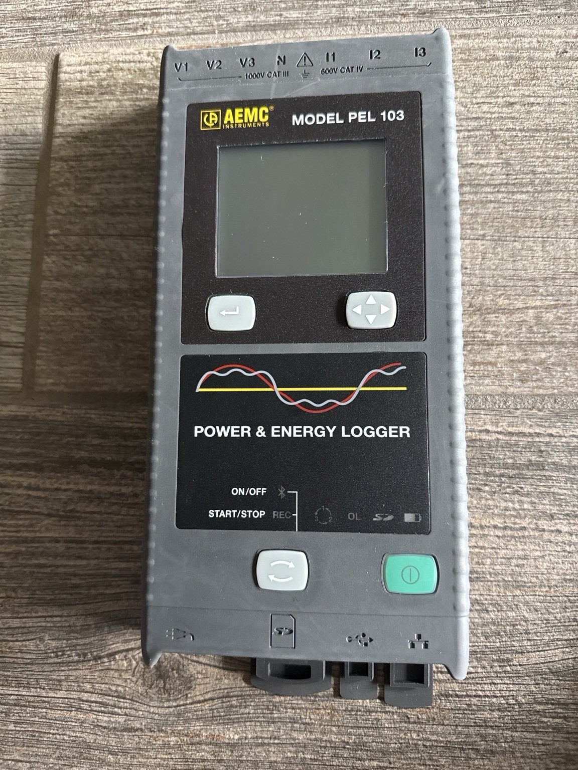 AEMC PEL 103 Power & Energy Logger 3-Phase 1000V CAT III 600V CAT IV