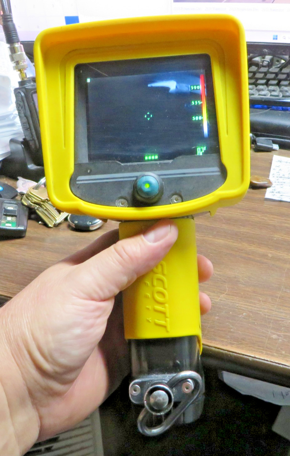 Scott x380 Handheld Thermal Imager w/truck charger 384×288 Hi Res. No battery