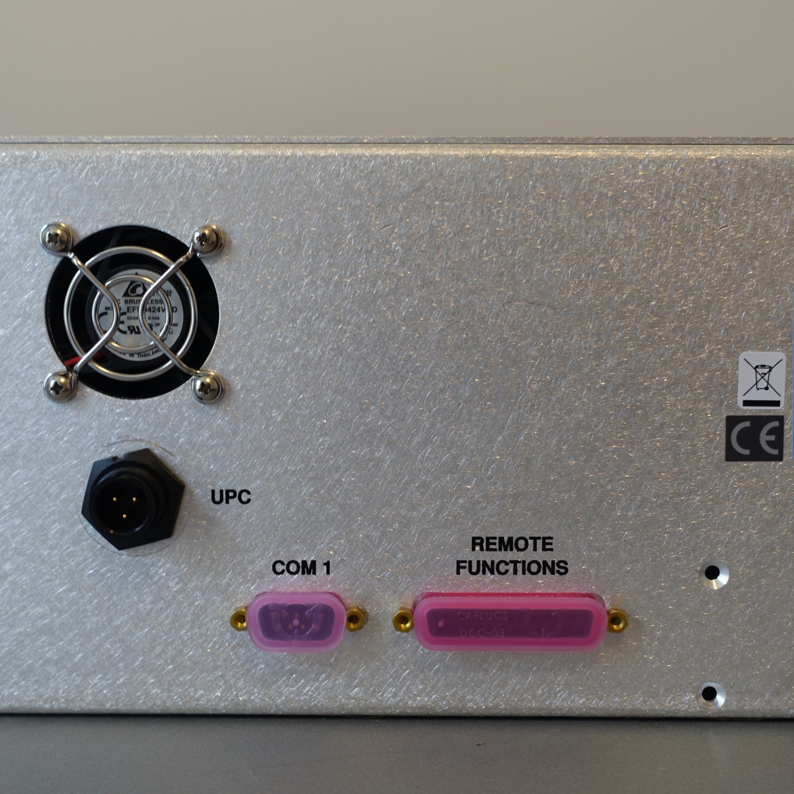 Comtech Xicom XTCT-124DE – LCD Touchscreen Controller