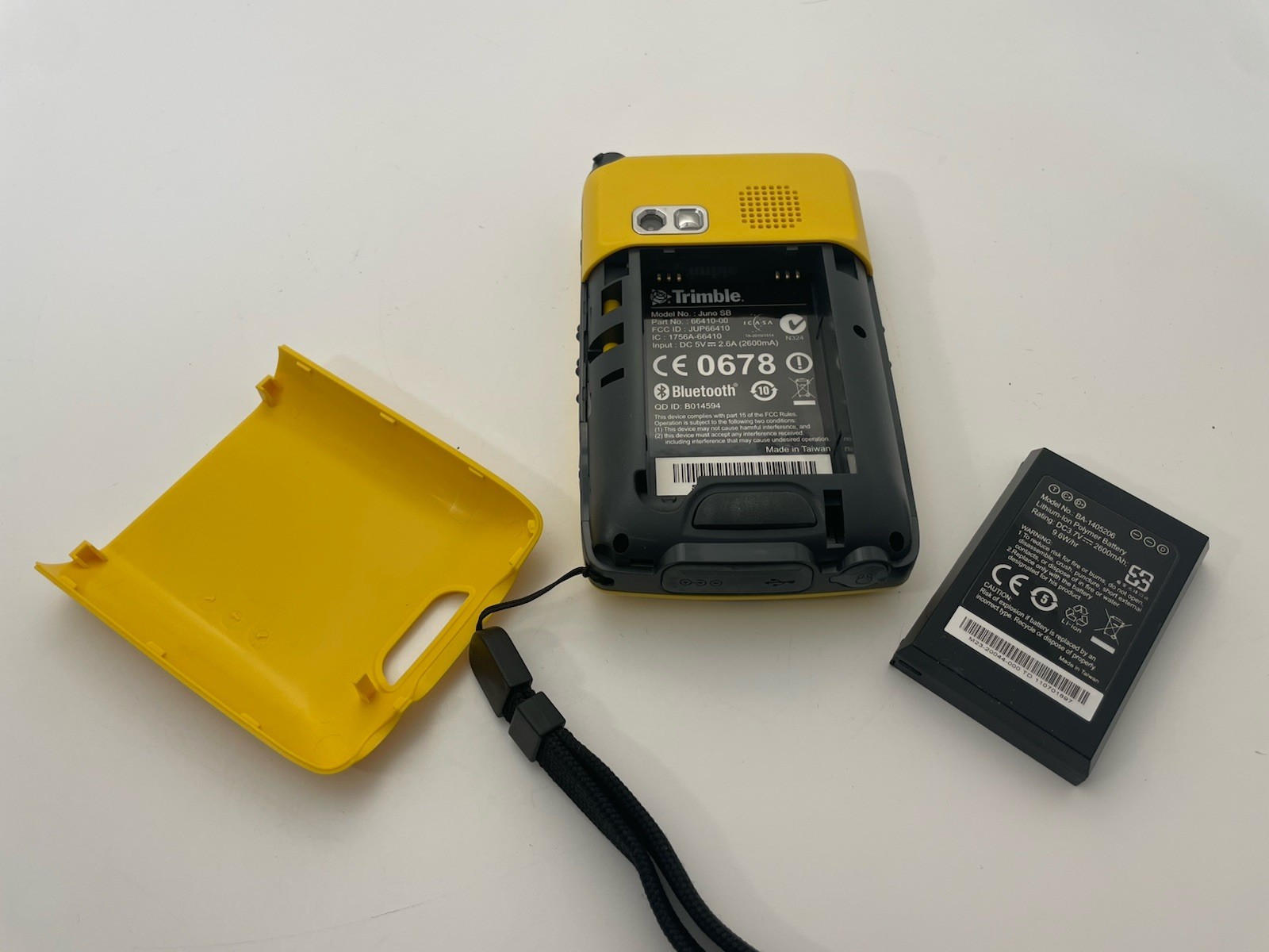 Trimble Juno SB GPS Mapping Data Collectors 66411-00 with Accesories in Box
