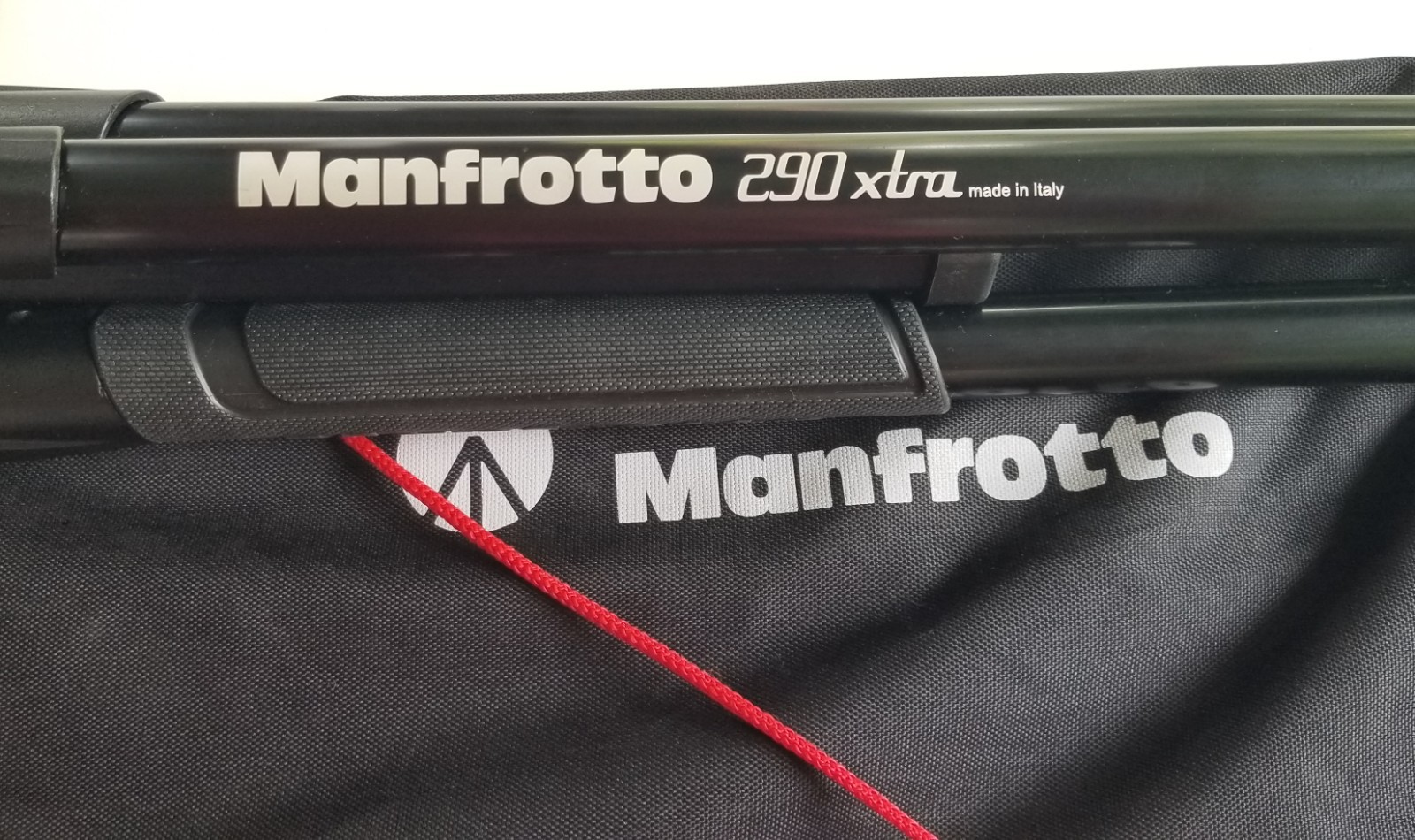 Matterport Pro MC200 3D Camera + Charging Cord and Tripod