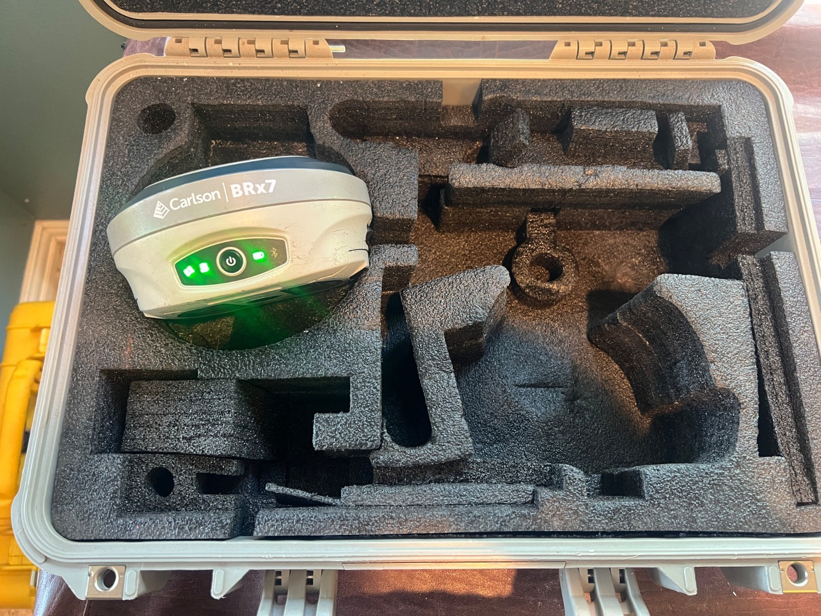 Carlson BRx7 GNSS Smart Antennae Base and Rover