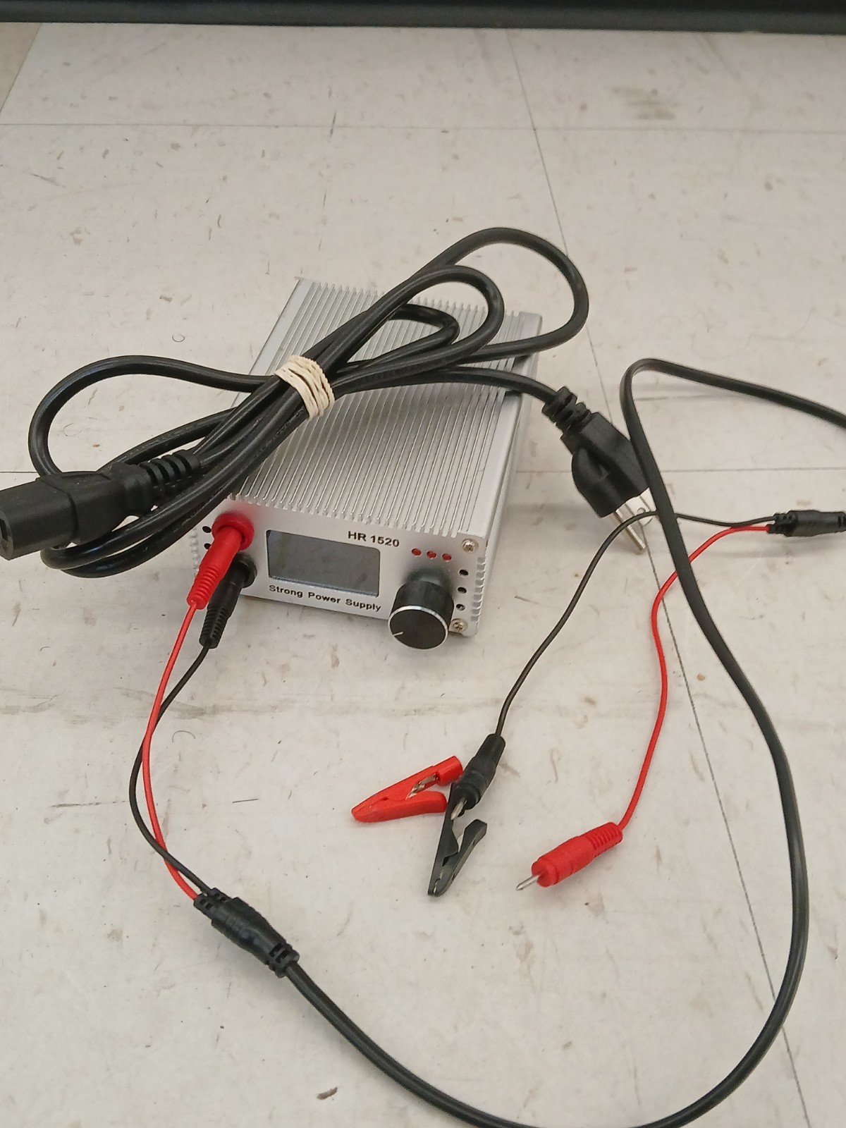 HR 1520 Adjustable DC Power Supply SMPS 15V 20A 300W 1-Channel