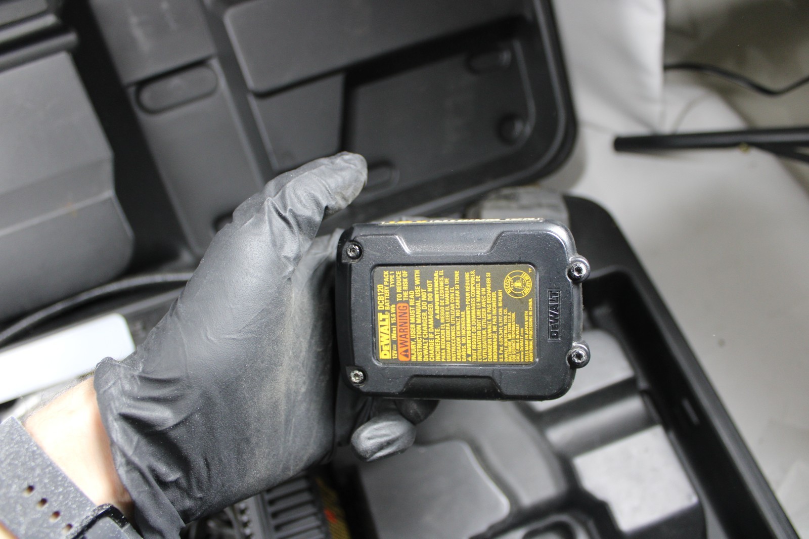 DeWalt 12v Max Cordless Inspection Camera DCT411 with case Parts Or Repair 10E