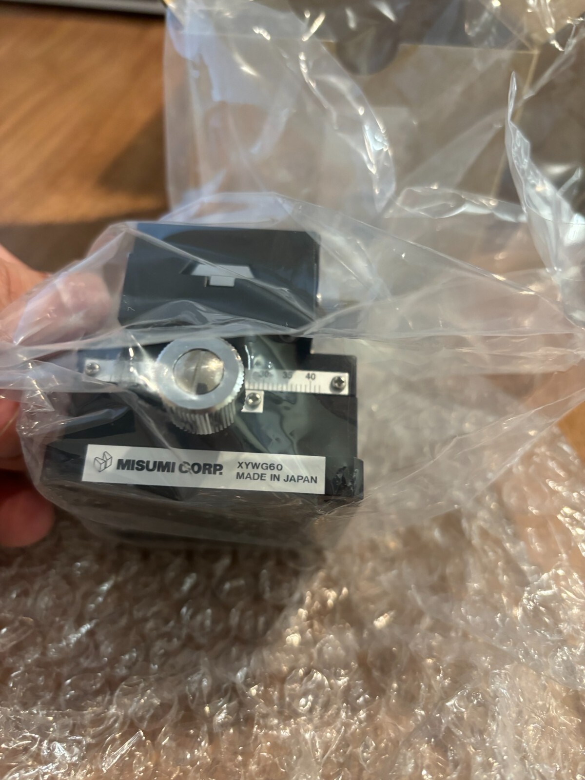 Manual XY-Axis Stages Rectangular Dovetail, Rack and Pinion, High Accuracy, XYWG