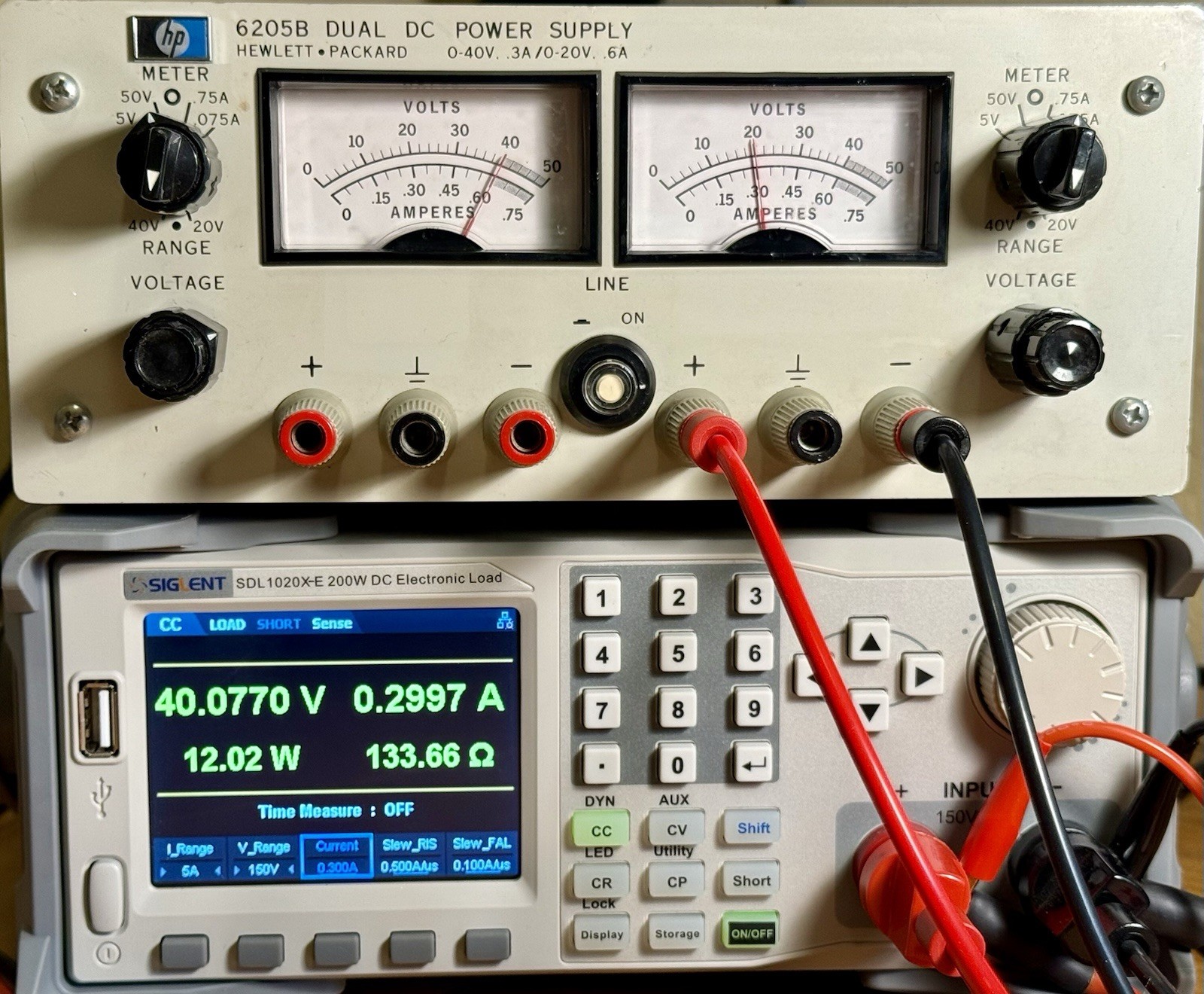 ⚡ Hewlett Packard 6205B Dual Output Linear DC Power Supply 40V .3A / 20V .6A