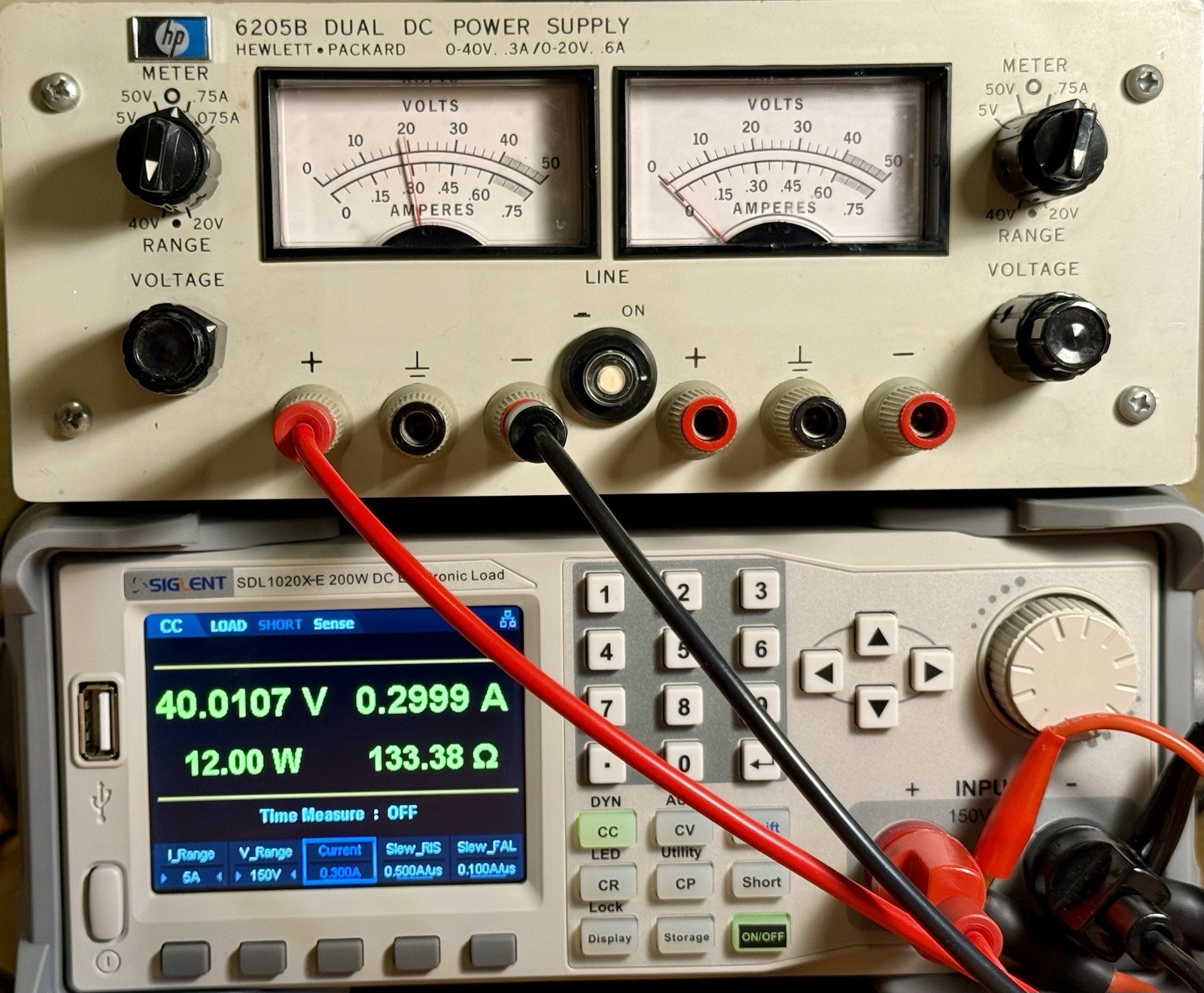 ⚡ Hewlett Packard 6205B Dual Output Linear DC Power Supply 40V .3A / 20V .6A