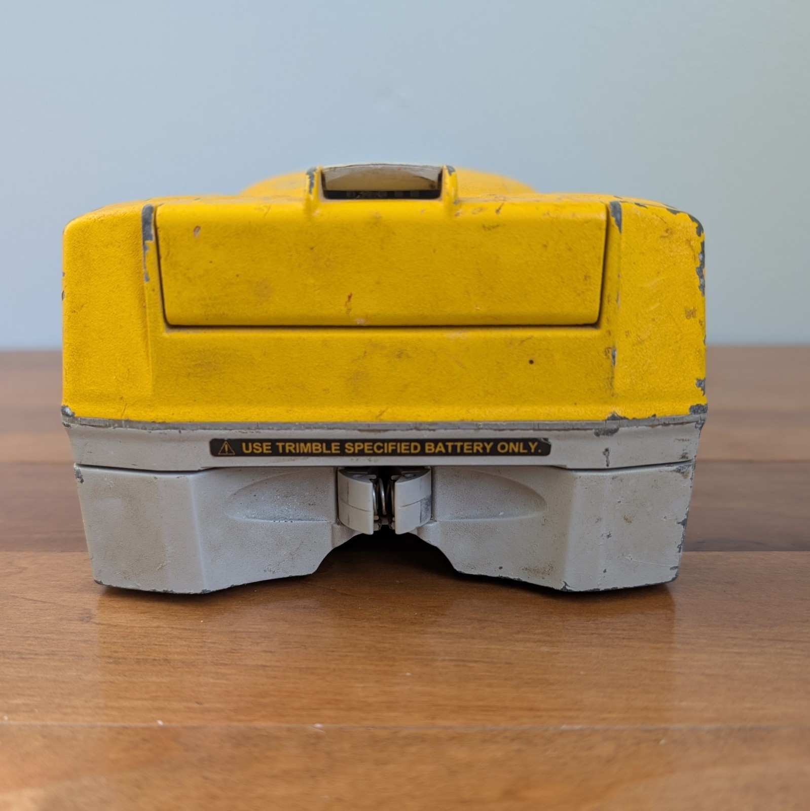 Trimble 5700 GPS GNSS Surveyor Receiver Internal UHF Radio 450-470 MHz RTK Rover