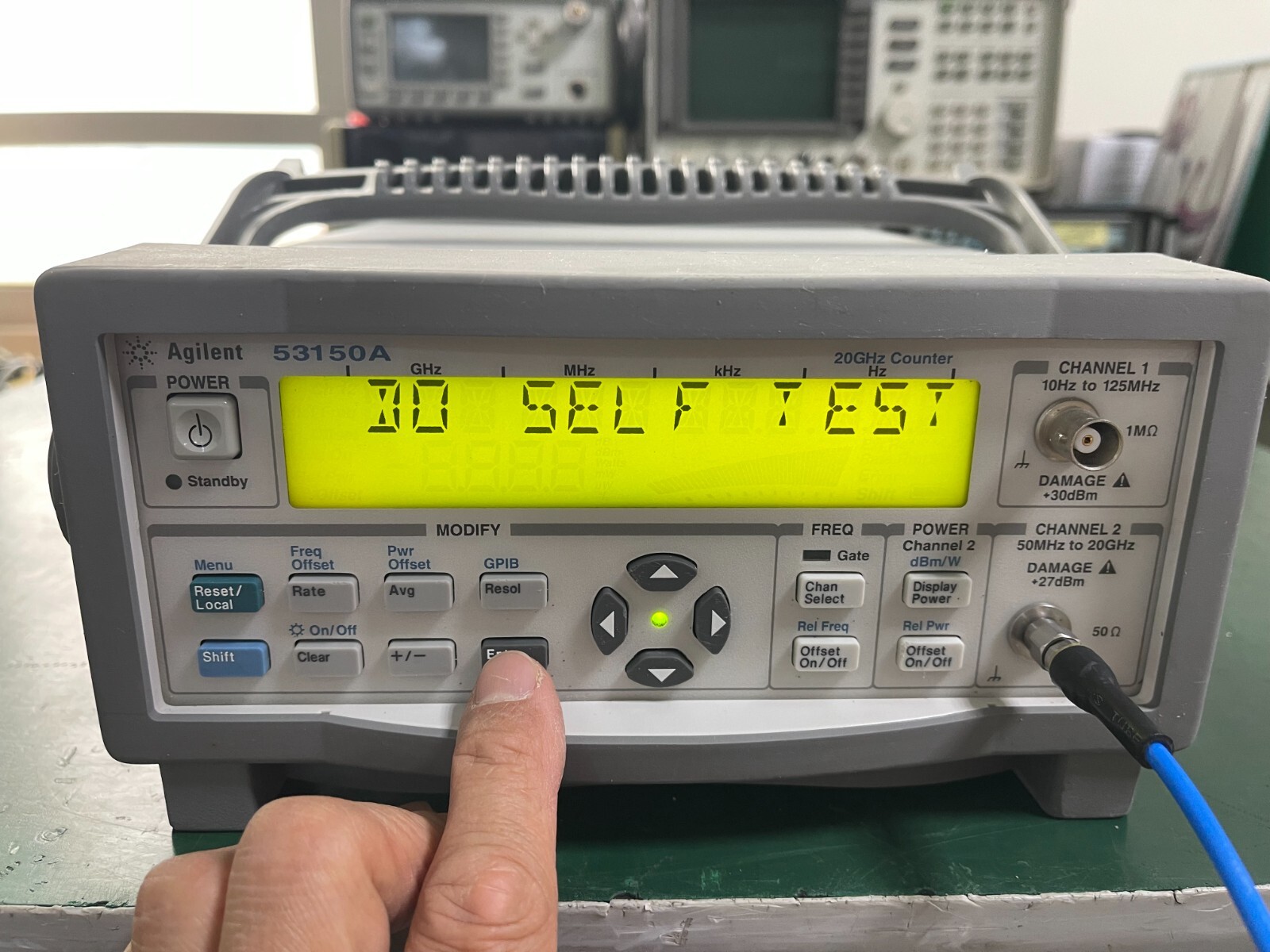 Agilent Keysight 53150A 10Hz-20GHz CW Microwave Frequency Counter _1097