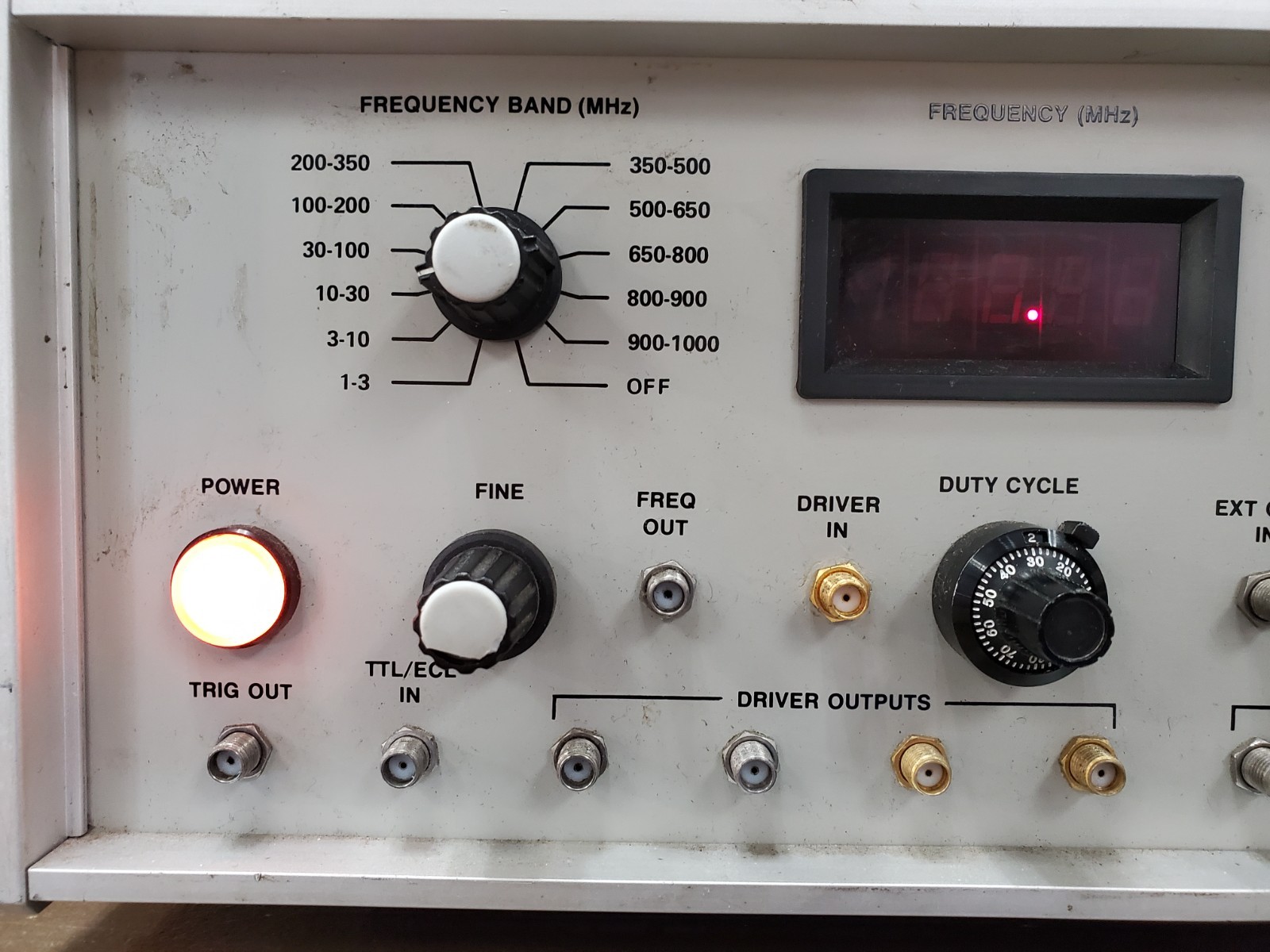 Colby Instruments Inc Pulse Generator PG 1000A