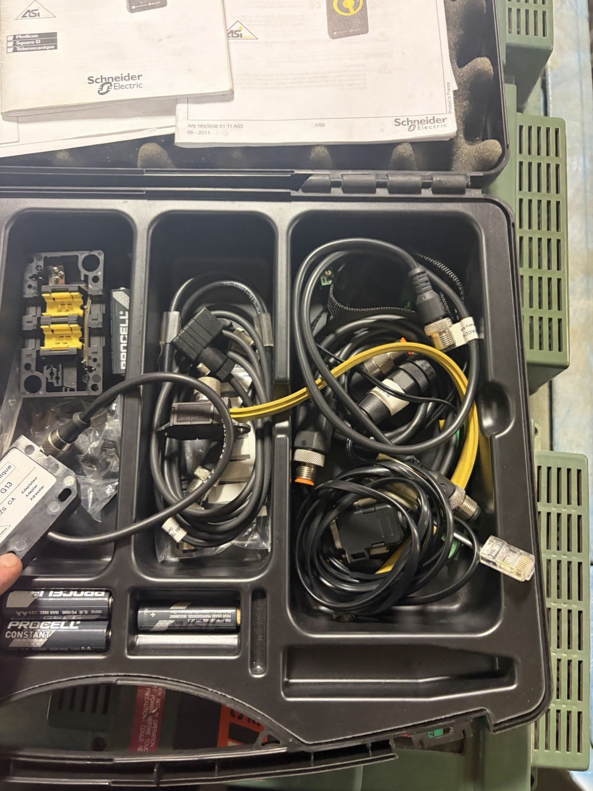 NEW SCHNEIDER ELECTRIC ASITERV 2SET ASITERV2SET