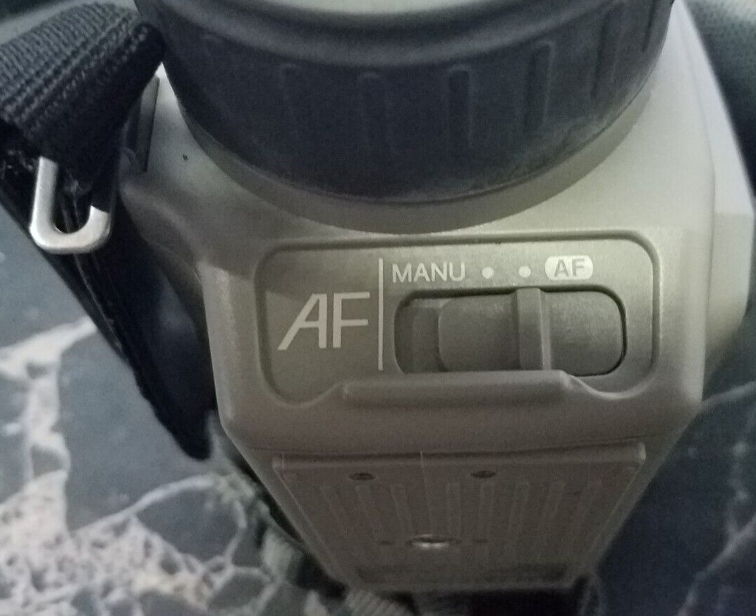 MINOLTA TA-0510F (Autofocus) AF SPOT Thermometer -50 to +1000 ° C