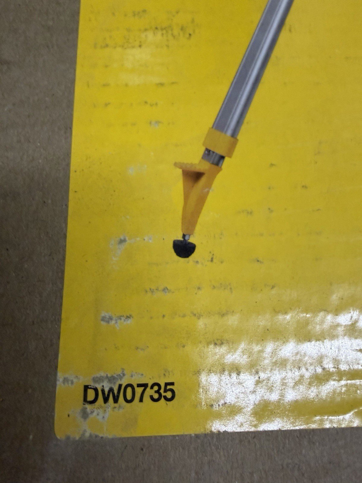 Dewalt DW0735 , 5/8 In. Elevated Construction Tripod Type 2 , New Open Box