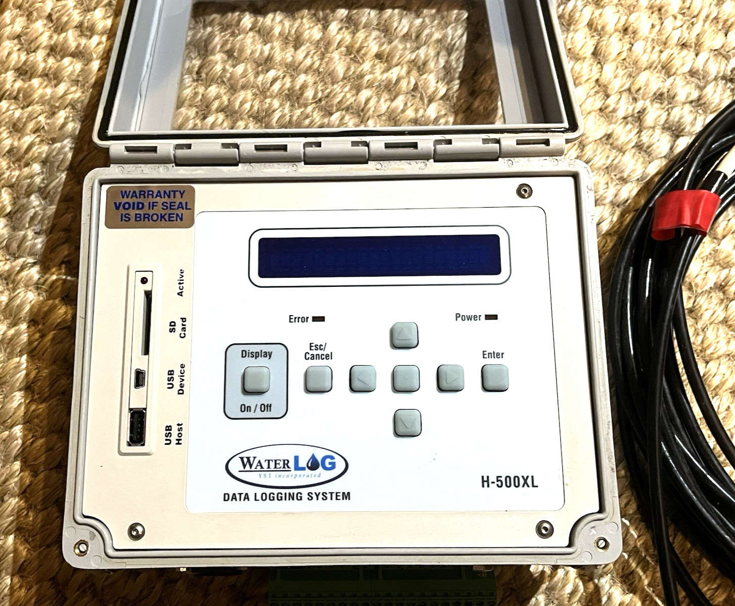YSI WaterLOG Model H-500XL Data Logging System with Transducer