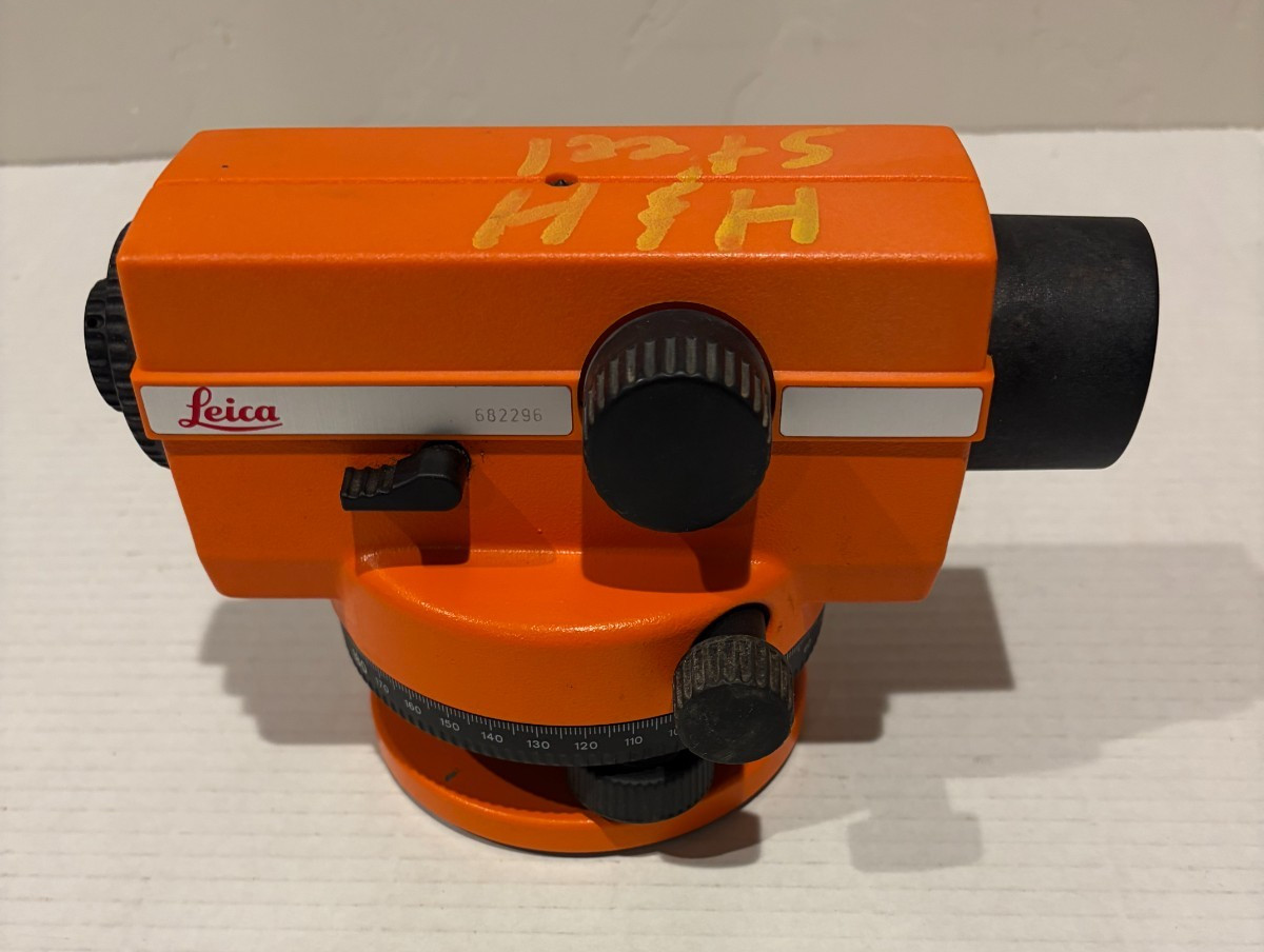 Automatic Level Leica Wild NA20 in Orange Hard Case Works Good Condition LOOK!