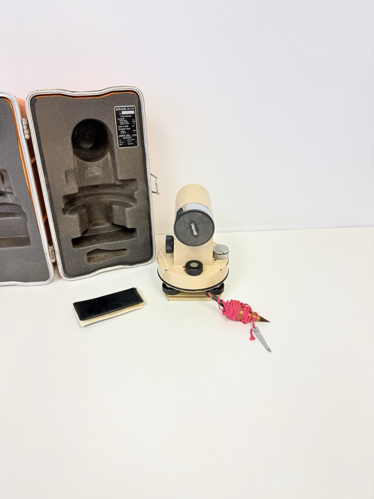 Geotec AL-31C 22x Auto Level Transit W/ Case Surveyor