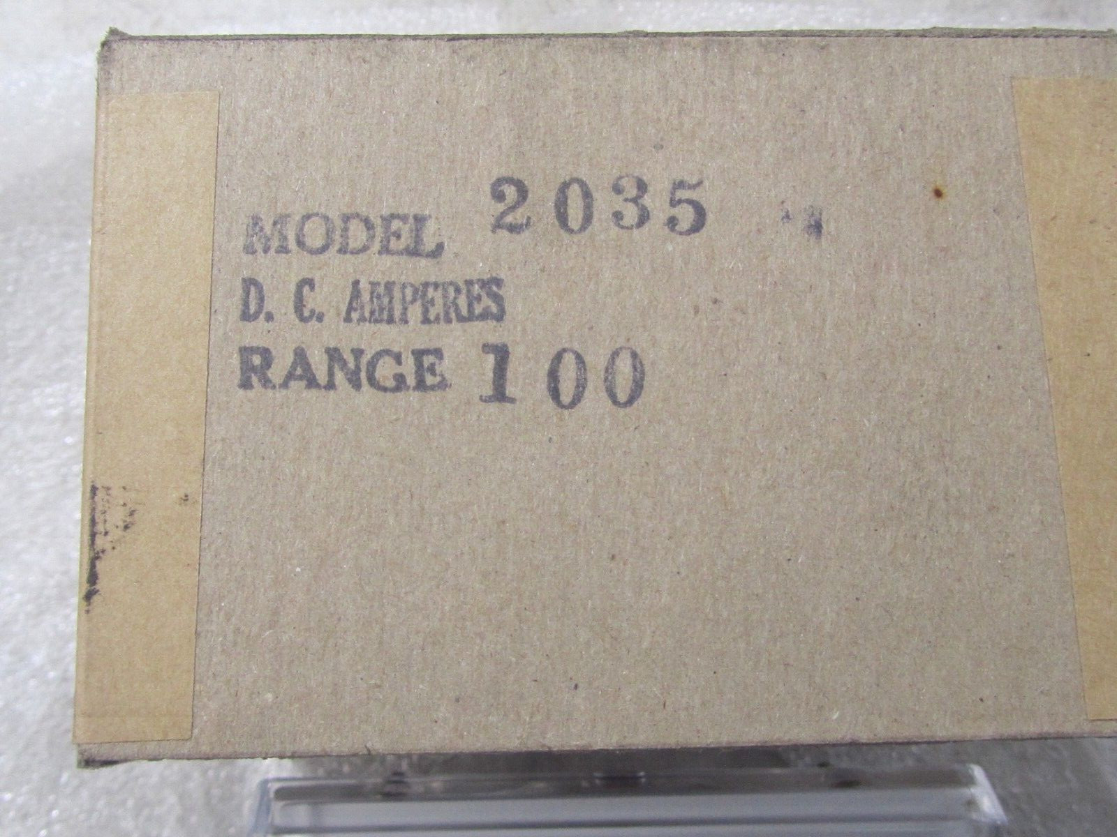 NEW Hoyt 2035 3.5″ Rectangular 0-100 DC Amperes Panel Mount Ammeter
