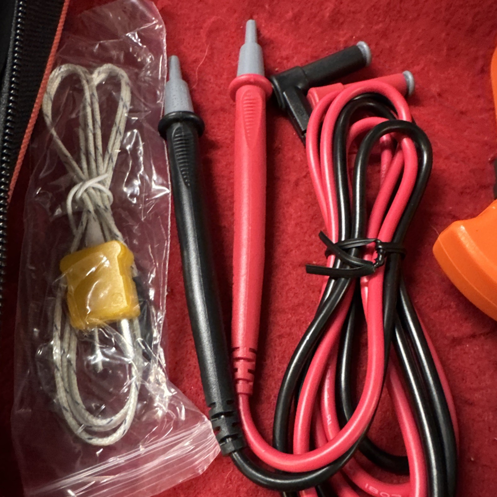 Klein Tools CL445 True RMS Clamp Meter Multimeter 600A 600V 6000 Count CAT IV