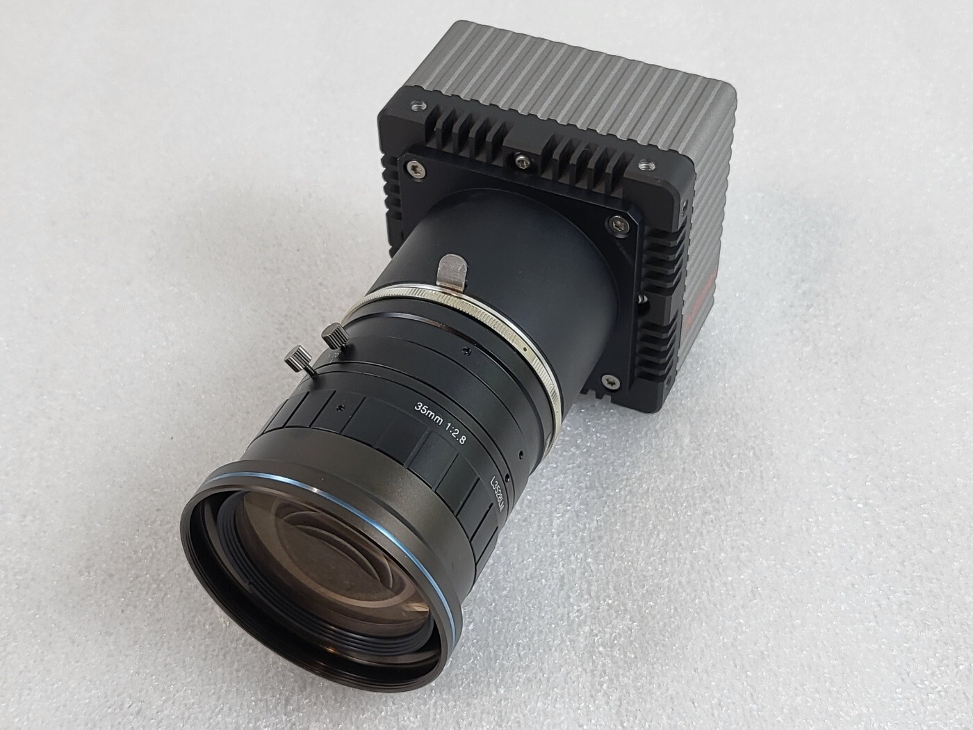 Adimec S-25A30-EM/CL-S11 CAMERA + 35MM 1:2.8, L3528LM LENS