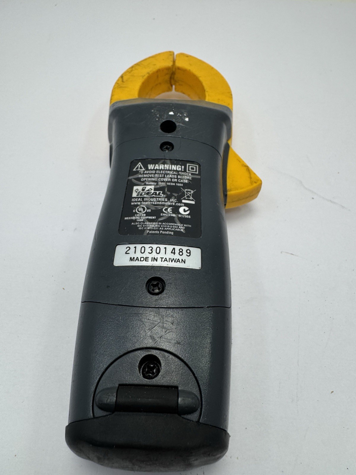 Ideal 61-765 660A 1000V AC DC TightSight Clamp MeterTRMS Capacitance Frequency