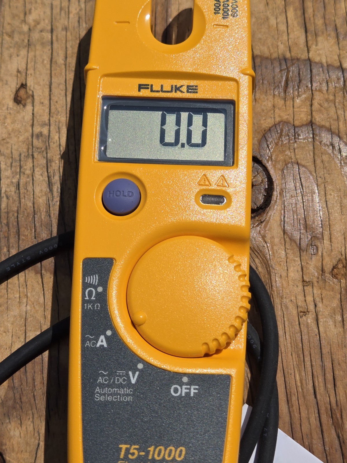 NOS FLUKE T5-1000 Electrical Tester Current Voltage Continuity 1000V NEW