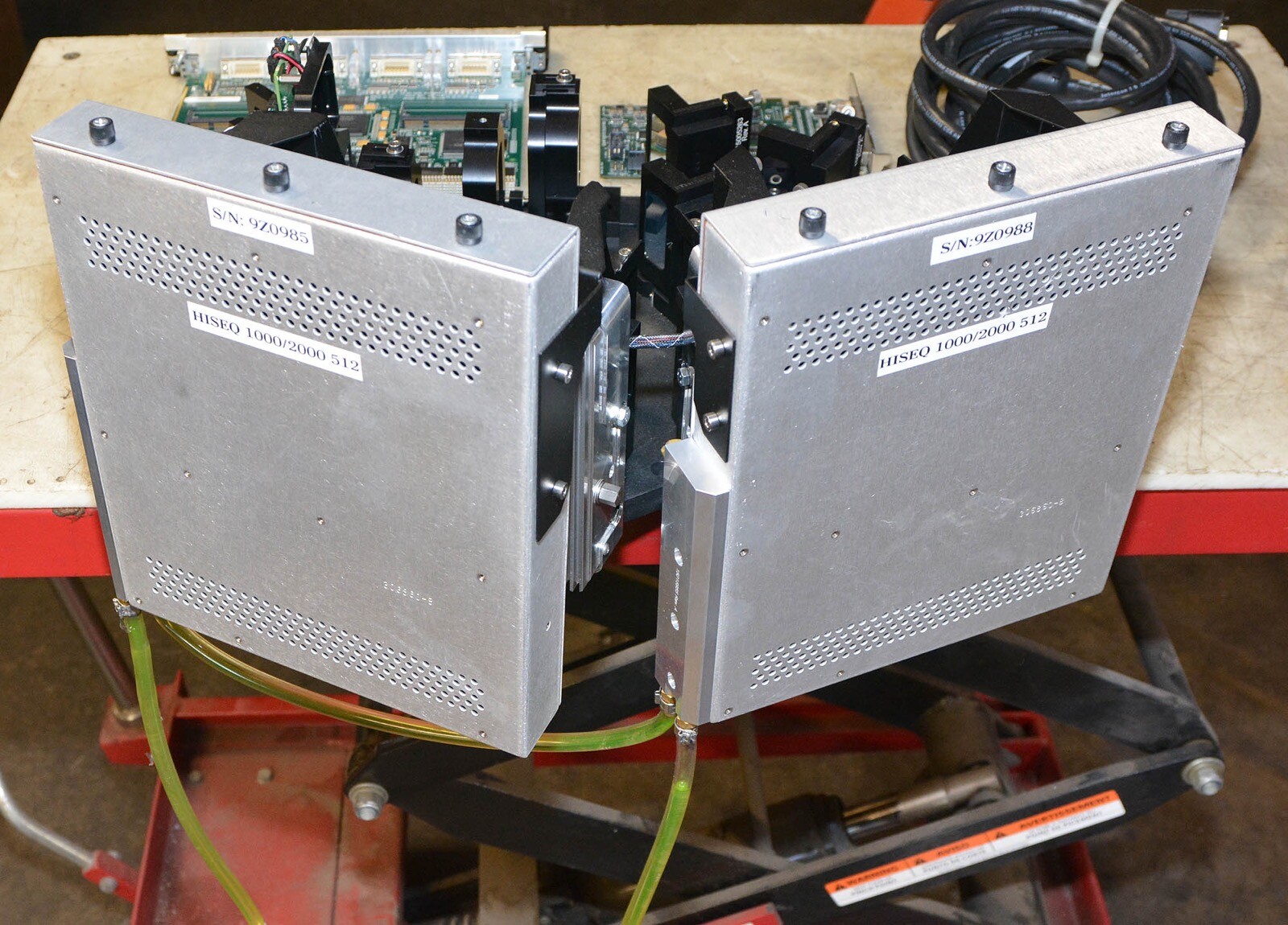 (4) Illumina HiSeq 2000 Hamamatsu S10405 Line CCD Camera & Mirror Array Cap Card
