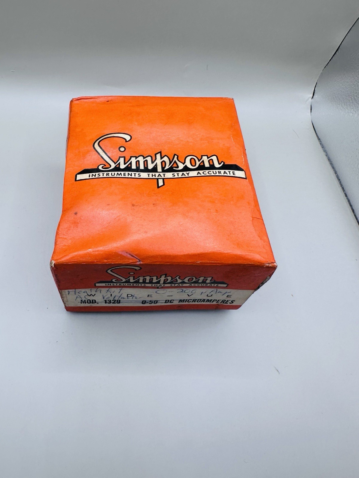 NOS Heathkit Simpson 4.5″ Rectangular Panel Meter RMS Volts DB 200uA 1329 W/ Box