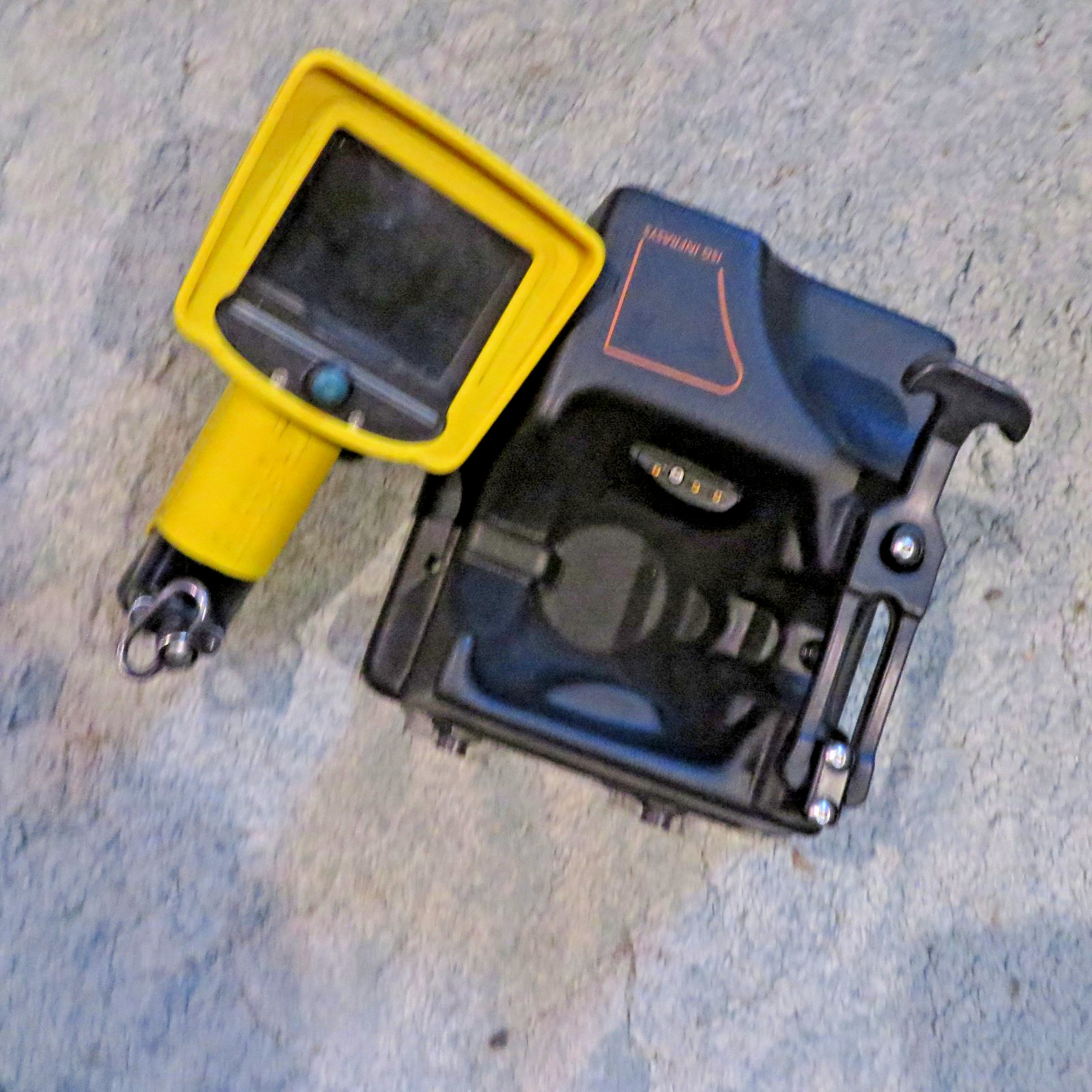 Scott x380 Handheld Thermal Imager w/truck charger 384×288 Hi Res. No battery