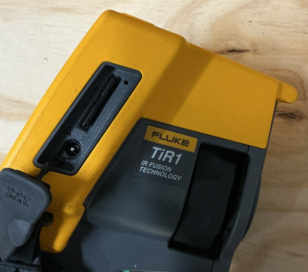 Fluke TiR1 IR Infrared Thermal Imager Camera w/ Case