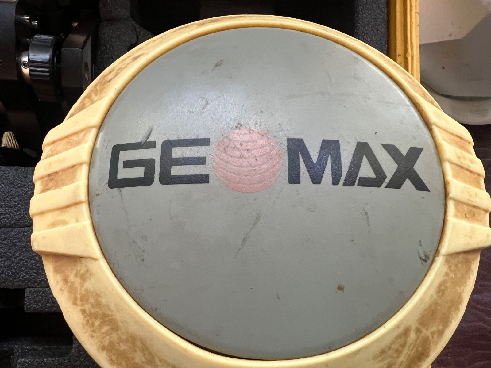 GeoMax Zenith 35 Pro Base and Rover GSM-UHF and Carlson Surveyor 2 Controller