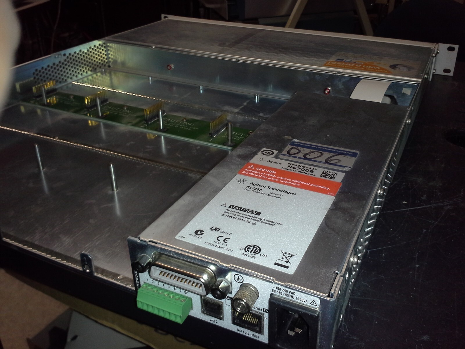Agilent N6700B Power Supply Mainframe. TESTED OK! 1U height 4 output Ethernet