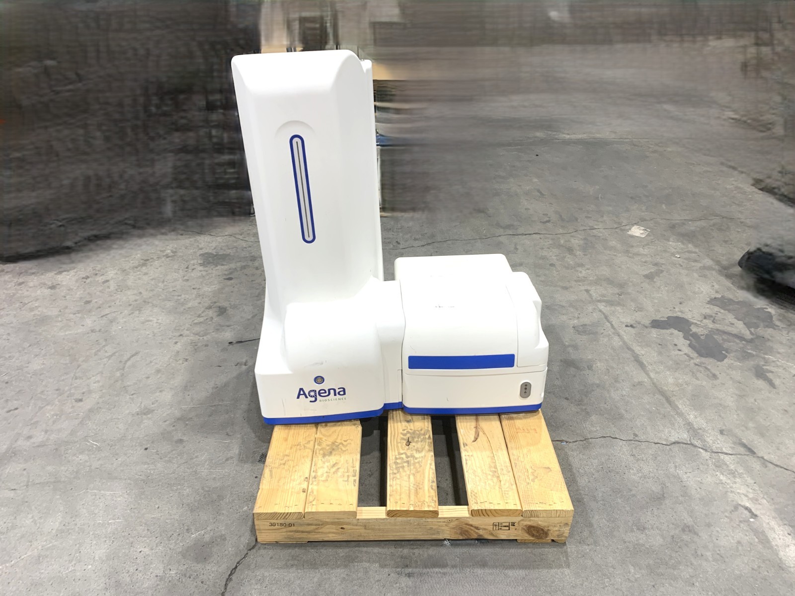 Agena Mass Array Analyzer 4 W/Chill Prep Module 100-240VAC Power Tested