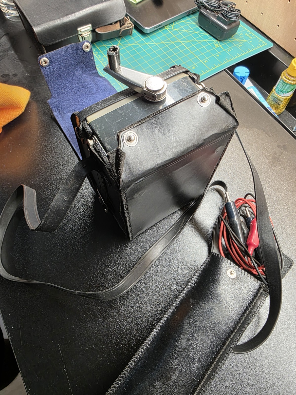 Amprobe AMC-4 Insulation Resistance Megohmmeter 500V/1000V 0-1000MΩ Case