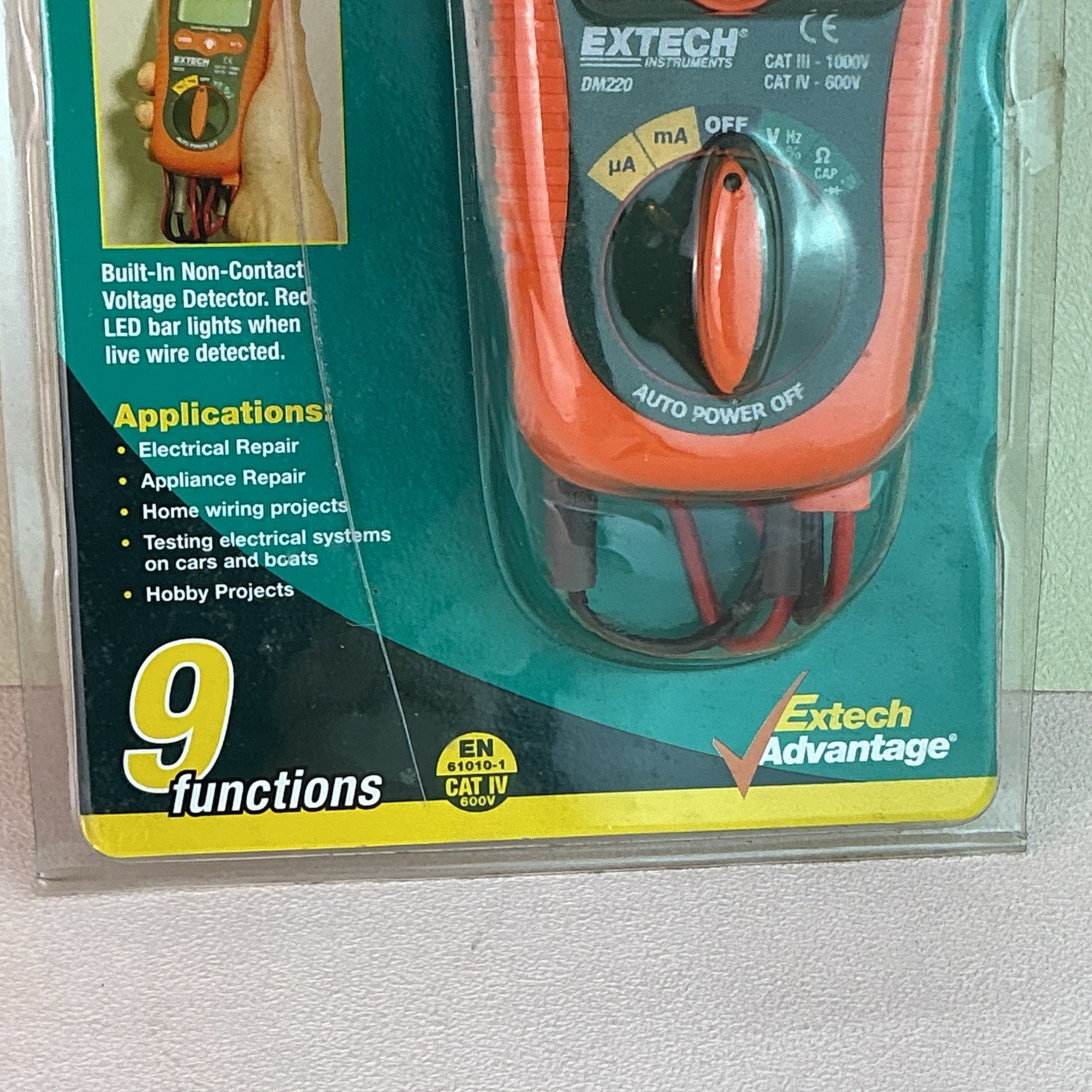 EXTECH INSTRUMENTS DM220 Mini Size Pocket Multi-Meter*NEW IN PACKAGING*FAST SHIP