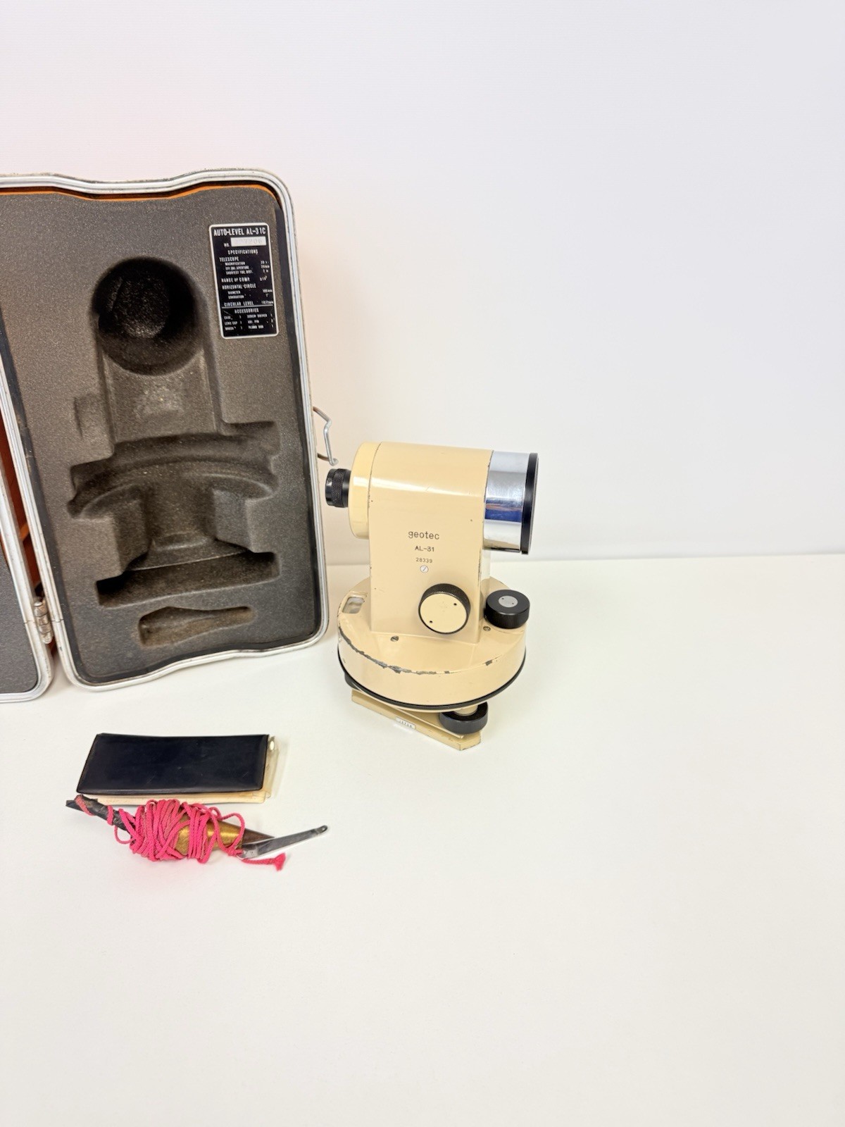 Geotec AL-31C 22x Auto Level Transit W/ Case Surveyor