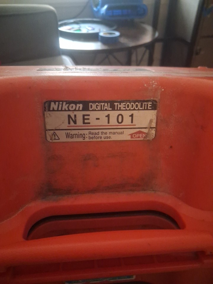 Nikon NE-101 Digital Construction Theodolite – White/Blue