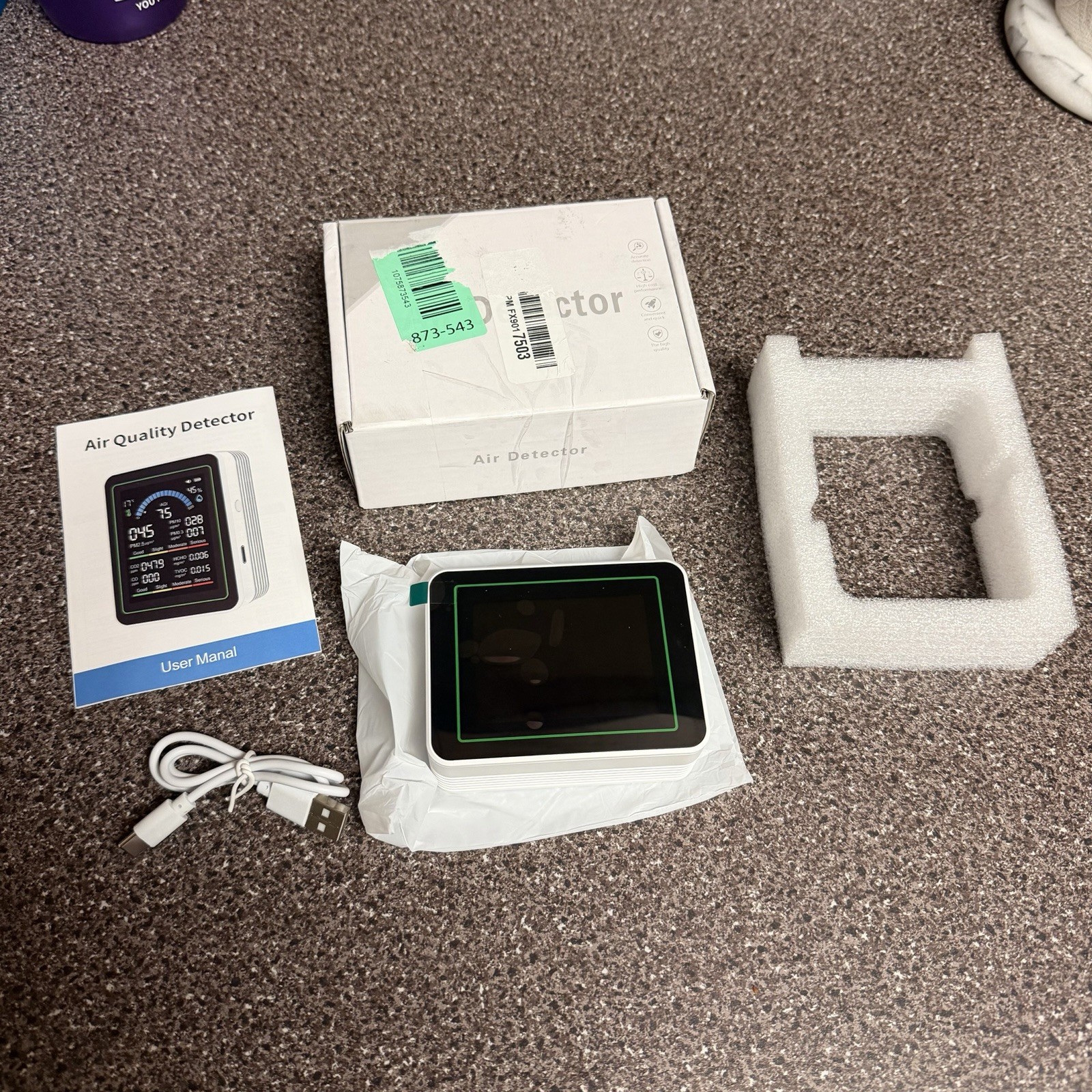 Air Quality Monitor Indoor, 10 in 1 Portable Smartair Quality Tester for CO2