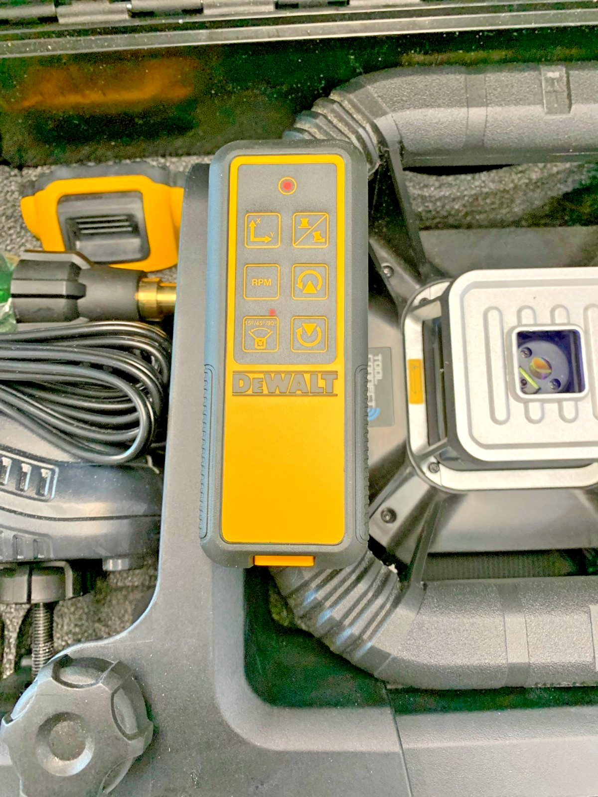 DEWALT DW080LGS 20V MAX Cordless Tool Connect Green Tough Rotary Laser Level