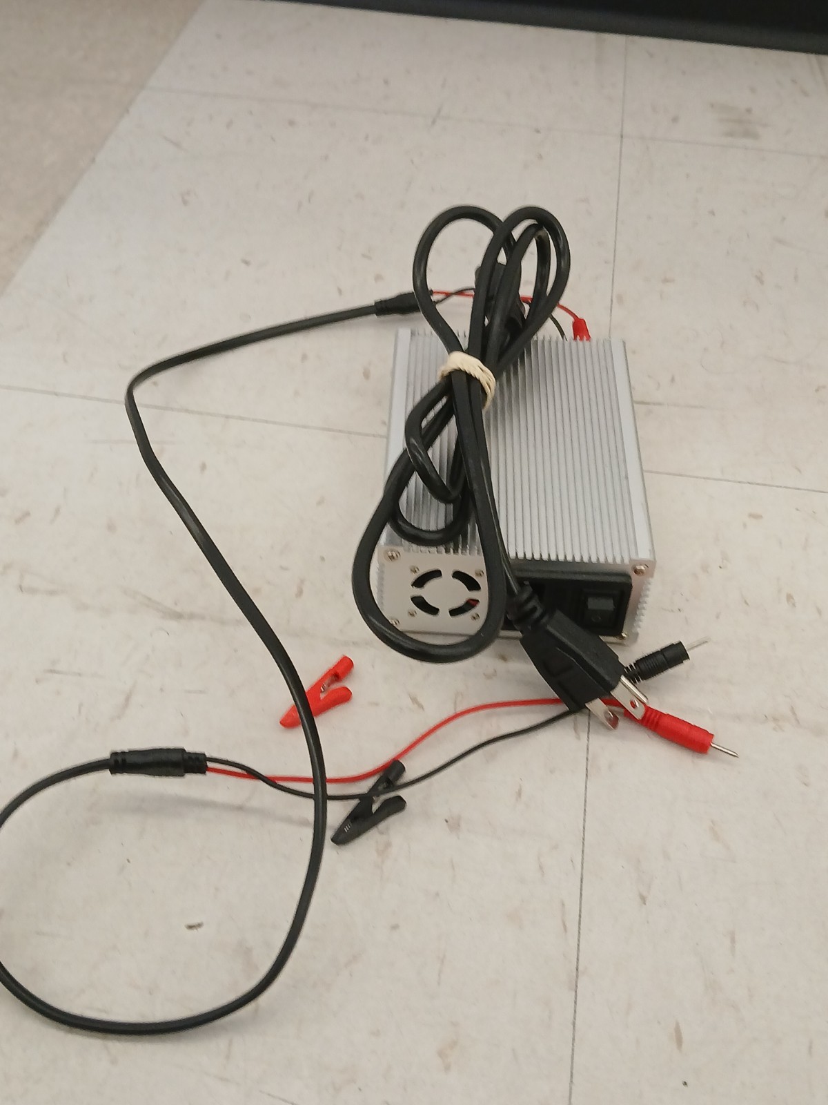 HR 1520 Adjustable DC Power Supply SMPS 15V 20A 300W 1-Channel