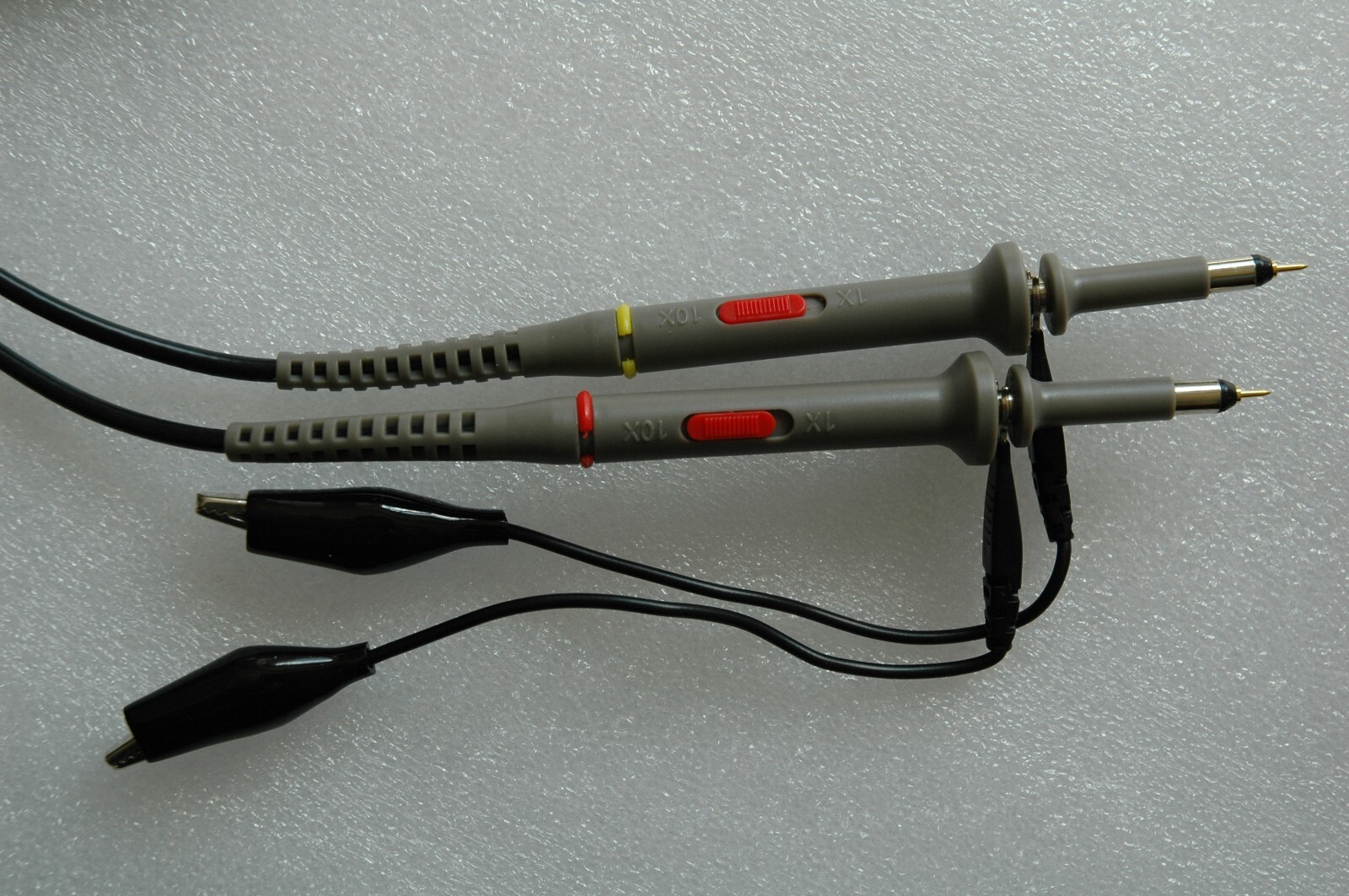 4 Four New 100MHZ Oscilloscope clip probes for HP Tektronix Hitachi, US seller