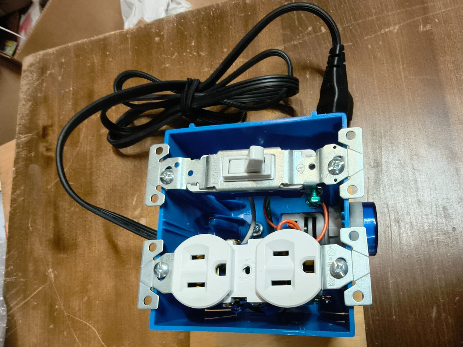 Dim Bulb Tester for Amplifiers current limiter *INCLUDING 100W bulb & METER*