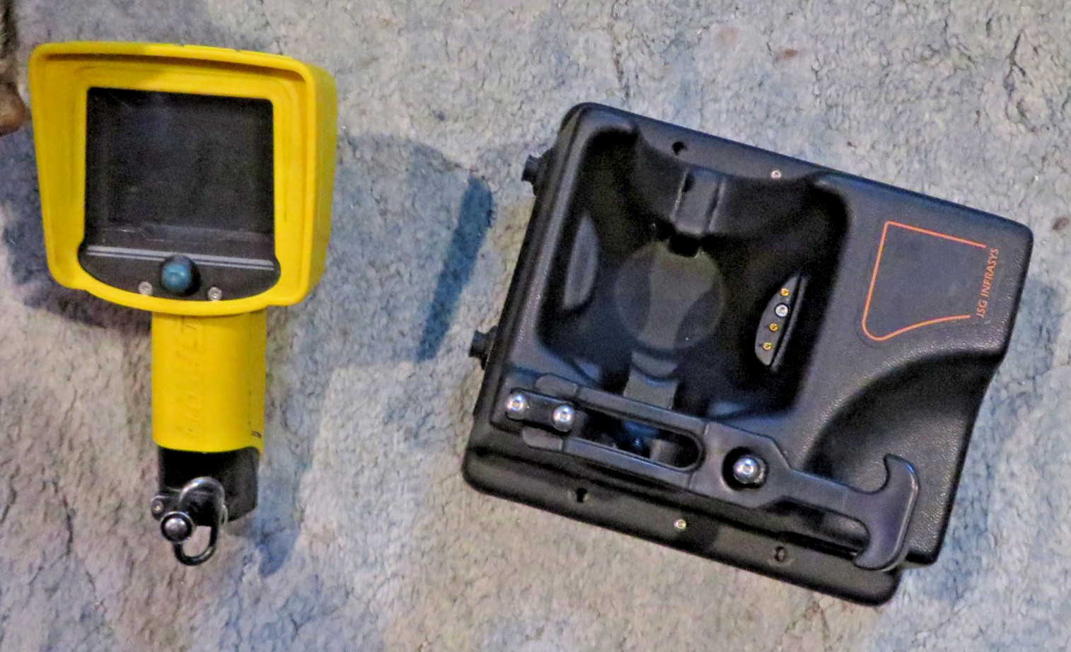 Scott x380 Handheld Thermal Imager w/truck charger 384×288 Hi Res. No battery
