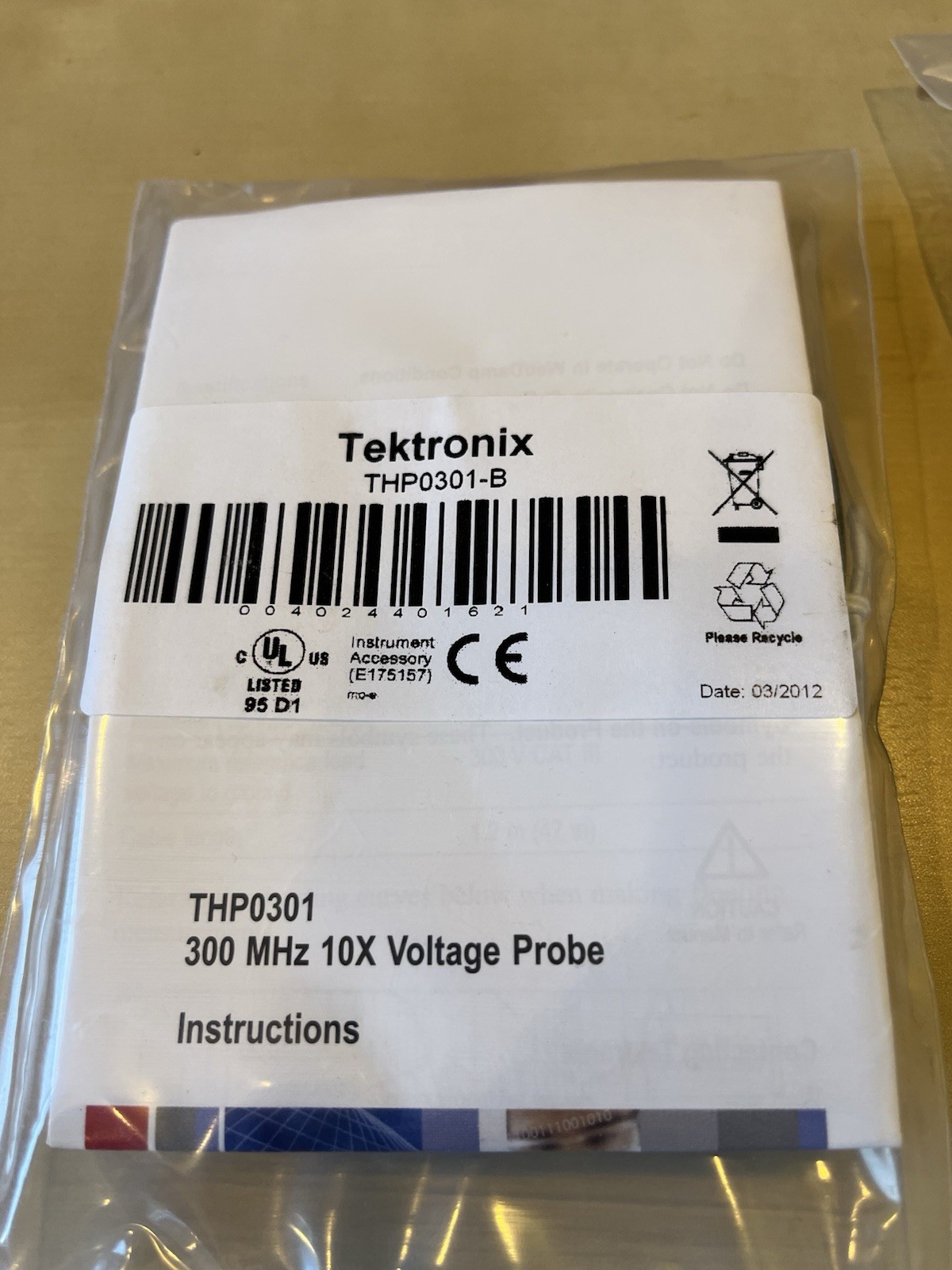 4 Color Set of Tektronix THP0301 300 MHz 10C Voltage Probe Accessories