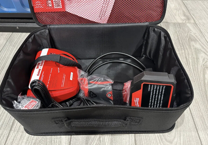 New Milwaukee 2323-21 M12 12V 360 Cordless M-Spector 4′ Inspection Camera Kit