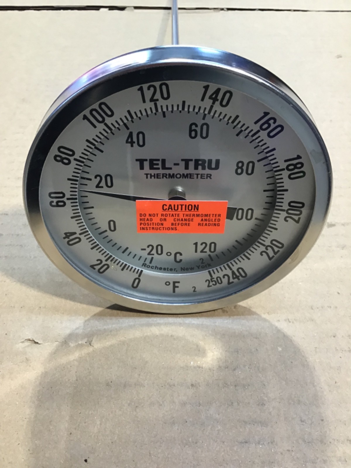 TEL-TRU THERMOMETER 5″ DIAL 0-250F -20-120C 1/2″ NPT ANGLE CONN. 12″ STEM 304SS