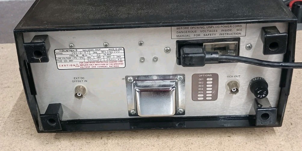 Wavetek 145 Pulse Function Generator